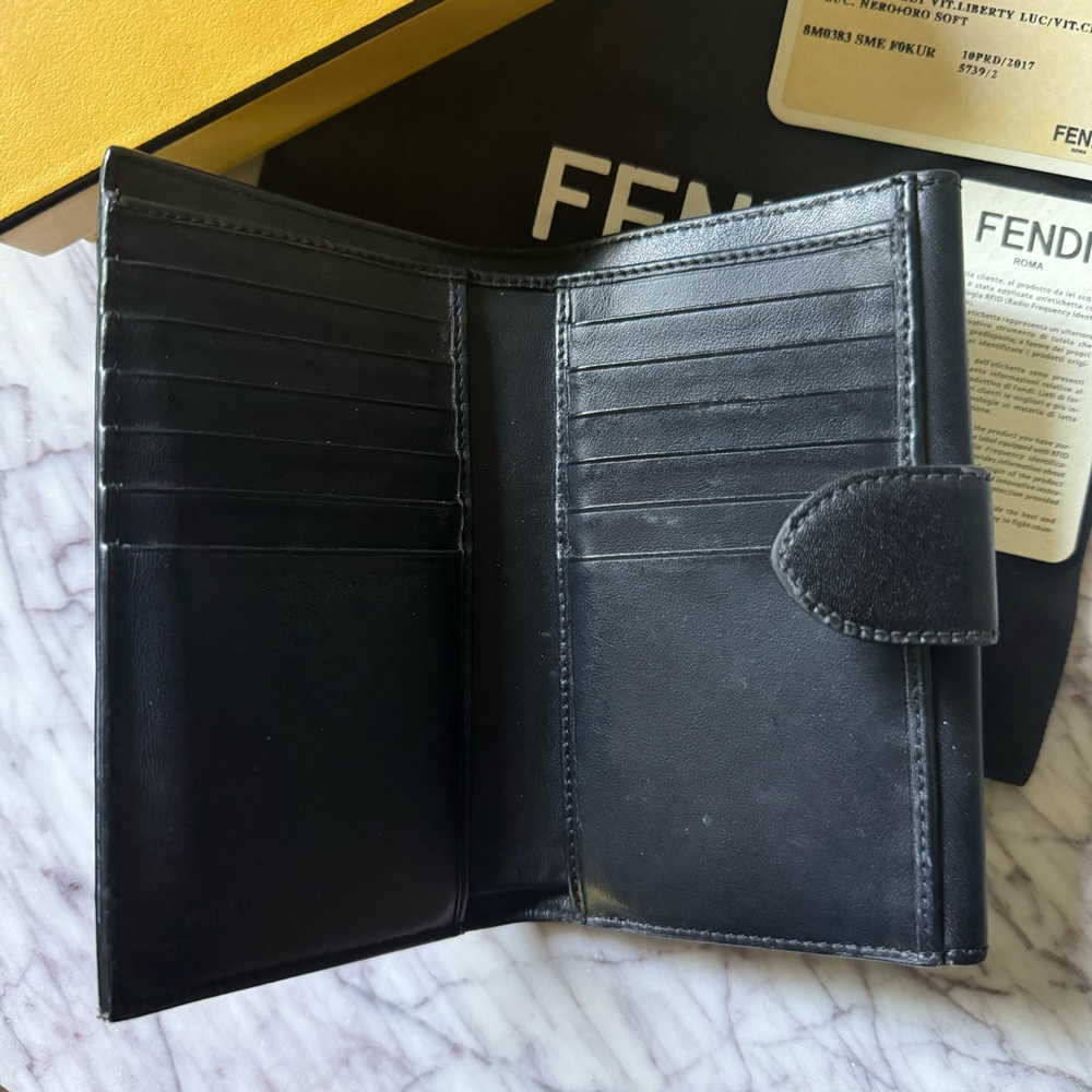 Fendi Wallet - Picture 6 of 10
